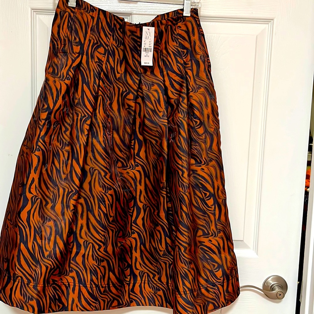 High waisted skirt